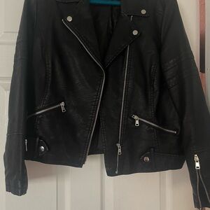 Baccini Size:L Women’s mojo faux leather jacket